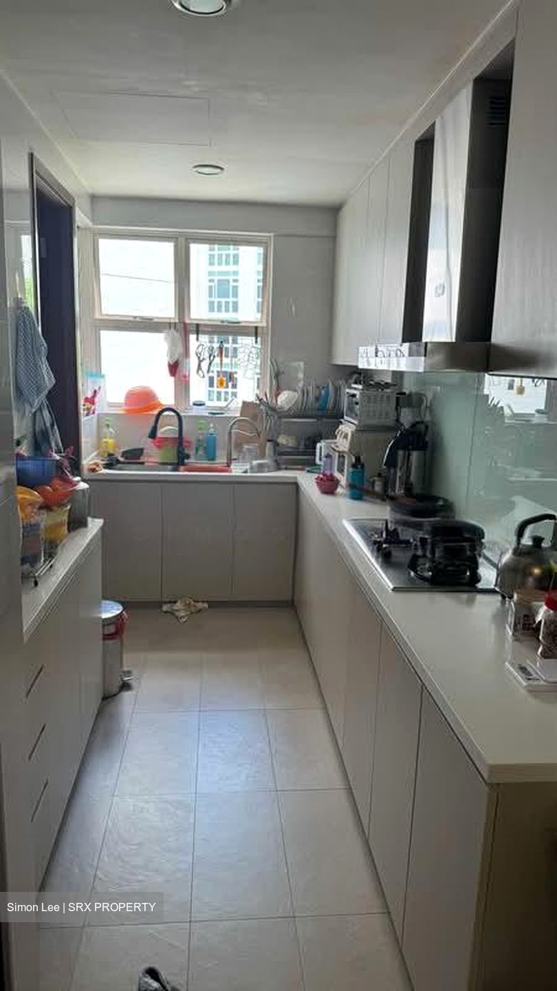 Hillington Green (D23), Condominium #562134481